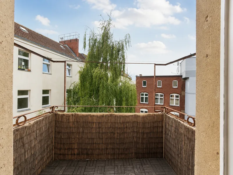 6-Zimmer-Wohnung - Erstbezug nach Sanierung — photo 1